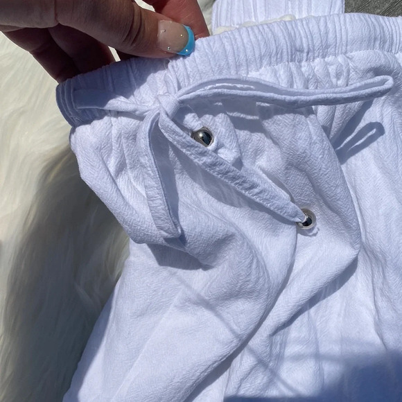 White two piece cropped top & side slit pant set - Picture 6 of 8